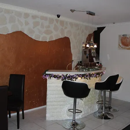 Haus Abbi, Mit Schwimmbad Apartment