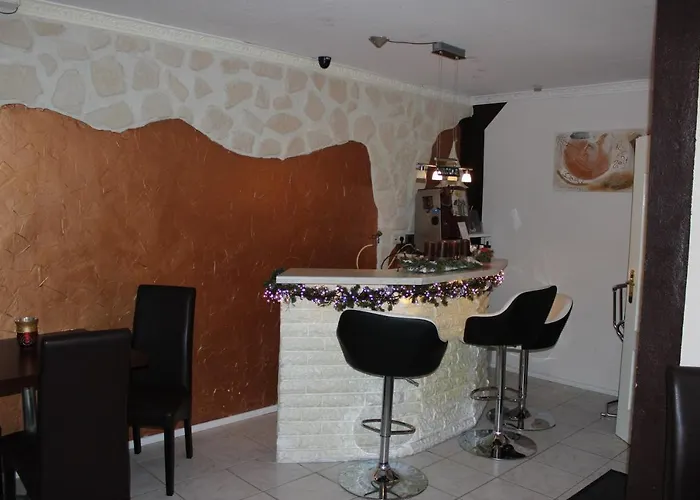 Haus Abbi, Mit Schwimmbad Apartment